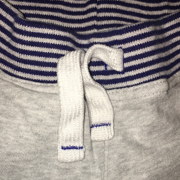 Size 4T nice weight sweatpants - Picture 2 of 4
